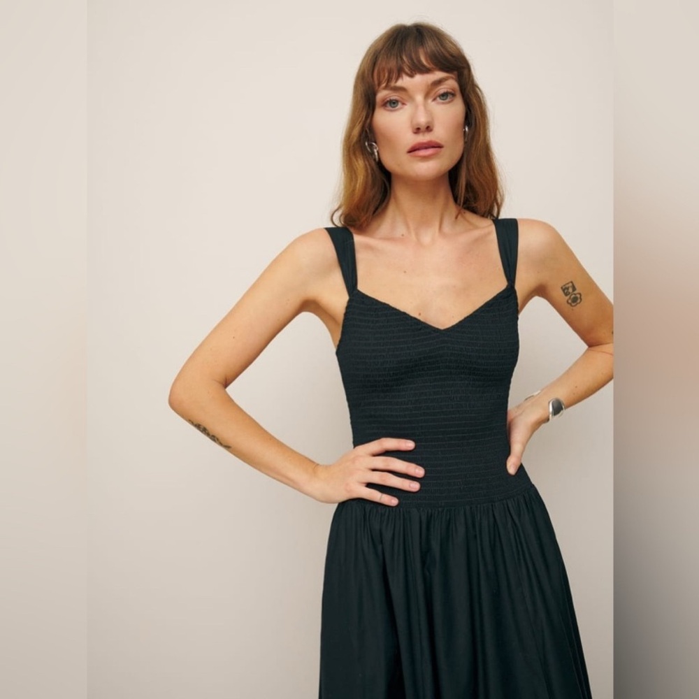 NWOT Reformation Sariah Smocked Organic Cotton Midi Dress